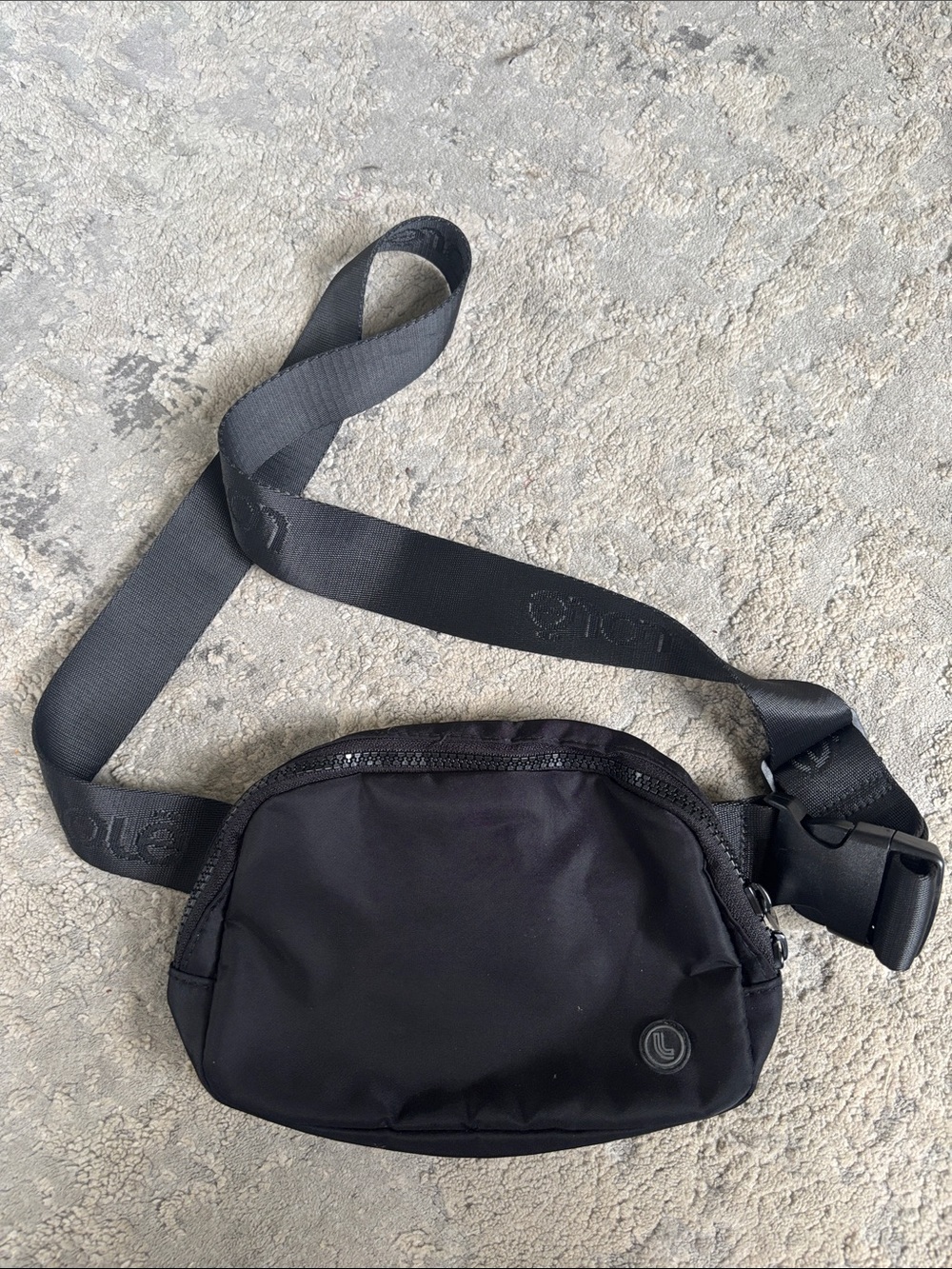 Lole Black Men's Waist / Crossbody Belt Bag